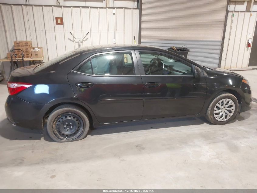 2018 Toyota Corolla Le VIN: 5YFBURHE9JP741773 Lot: 43937844