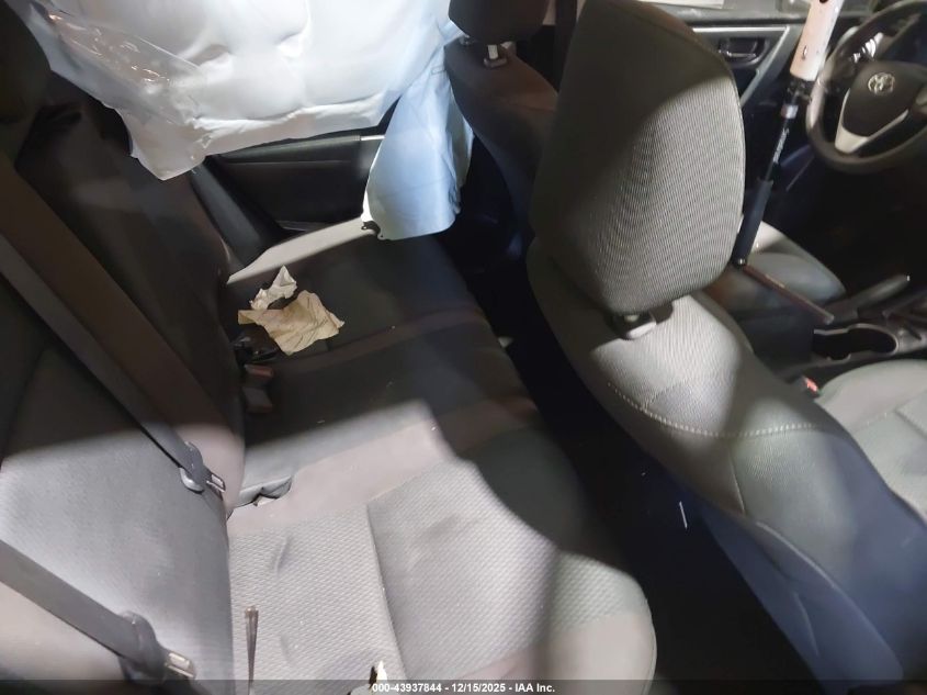2018 Toyota Corolla Le VIN: 5YFBURHE9JP741773 Lot: 43937844