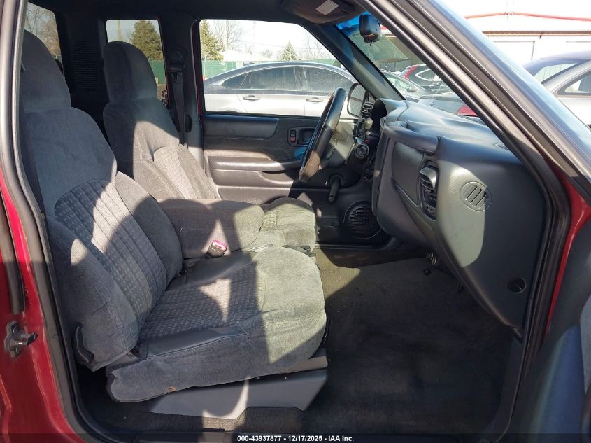 2000 Chevrolet S-10 Ls VIN: 1GCCS1944YK157856 Lot: 43937877