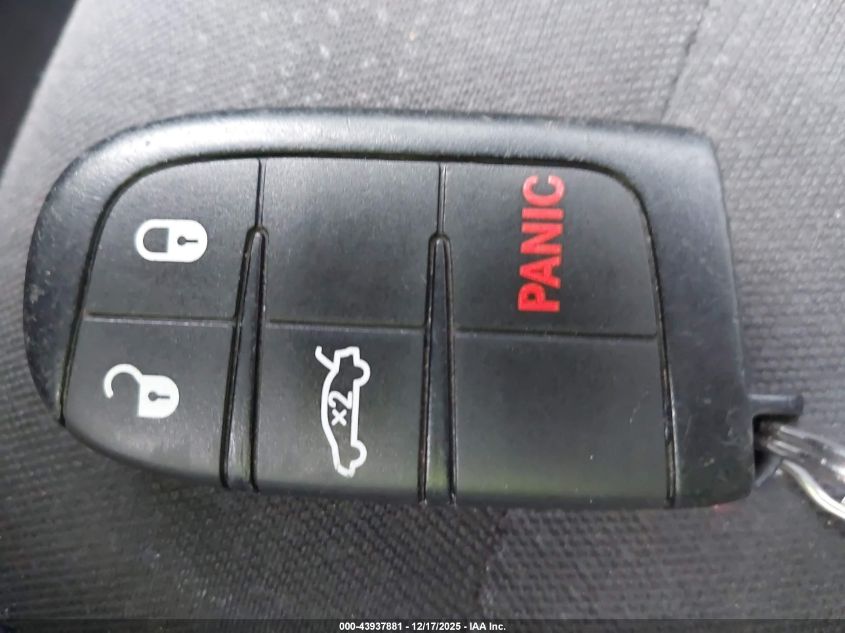 2015 Chrysler 200 Limited VIN: 1C3CCCAB9FN603356 Lot: 43937881