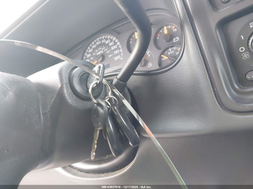 2005 GMC Sierra 1500 Sle VIN: 1GTEC14T15E165881 Lot: 43937916