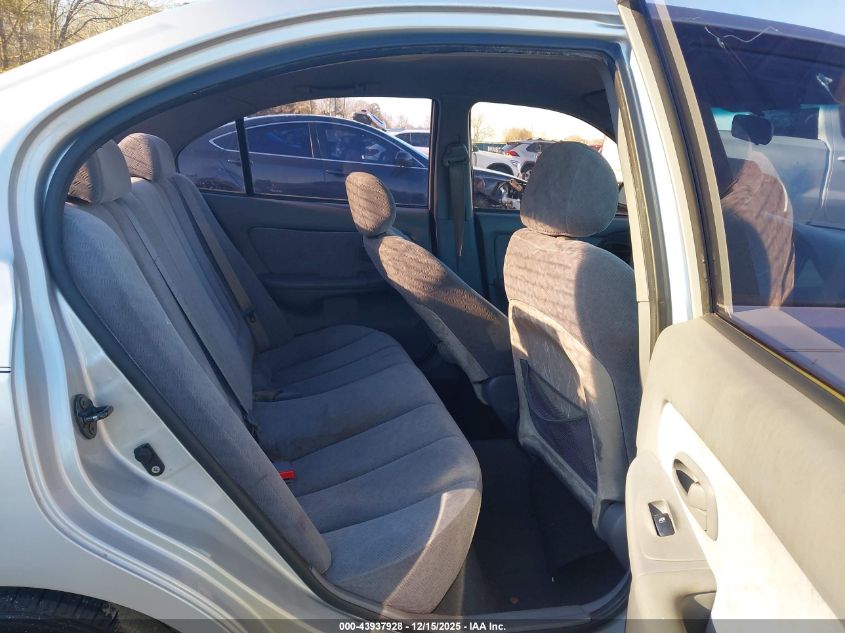 2004 Hyundai Elantra Gls/Gt VIN: KMHDN46D54U733837 Lot: 43937928