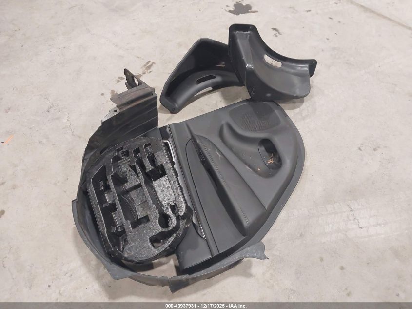 2018 Jeep Grand Cherokee High Altitude 4X4 VIN: 1C4RJFCG4JC230558 Lot: 43937931