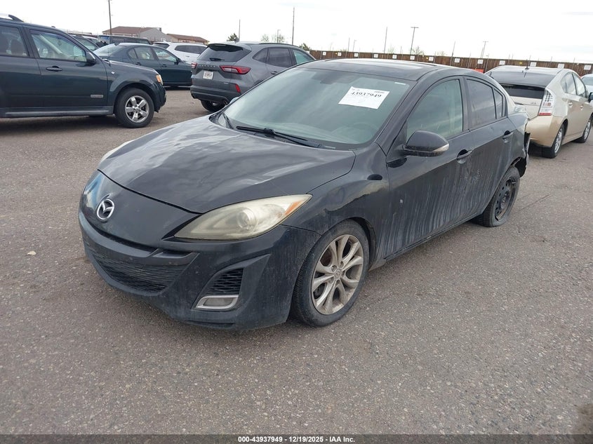 Mazda MAZDA3 — thumbnail 2