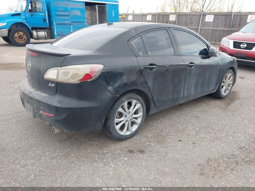 Mazda MAZDA3 — thumbnail 4