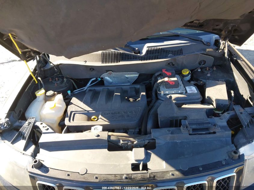 2014 Jeep Compass Sport VIN: 1C4NJDBB5ED592729 Lot: 43937963