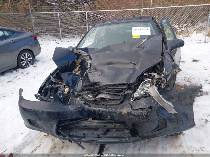 2000 Honda Civic Ex VIN: 1HGEJ8245YL040331 Lot: 43937968