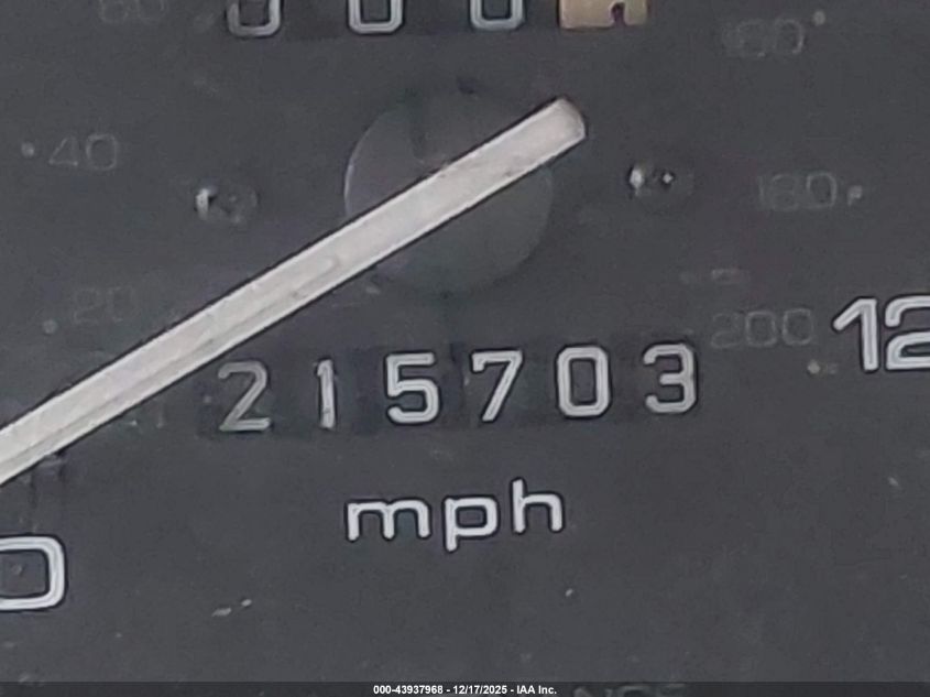 2000 Honda Civic Ex VIN: 1HGEJ8245YL040331 Lot: 43937968