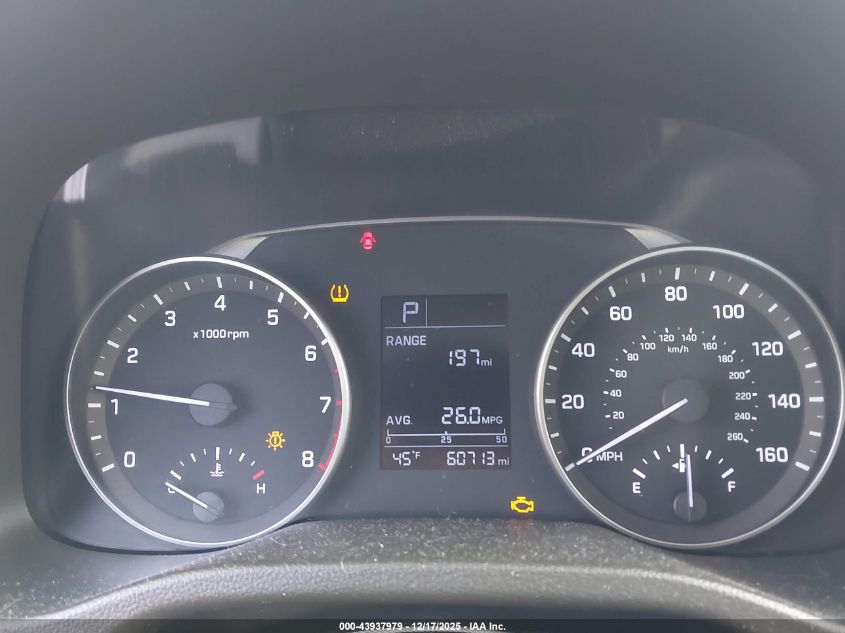 2017 Hyundai Elantra Se VIN: 5NPD84LF4HH130427 Lot: 43937979