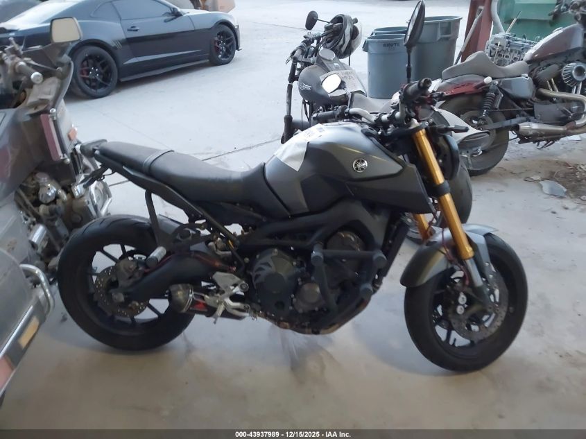 2015 Yamaha Fz09 VIN: JYARN33E3FA006519 Lot: 43937989