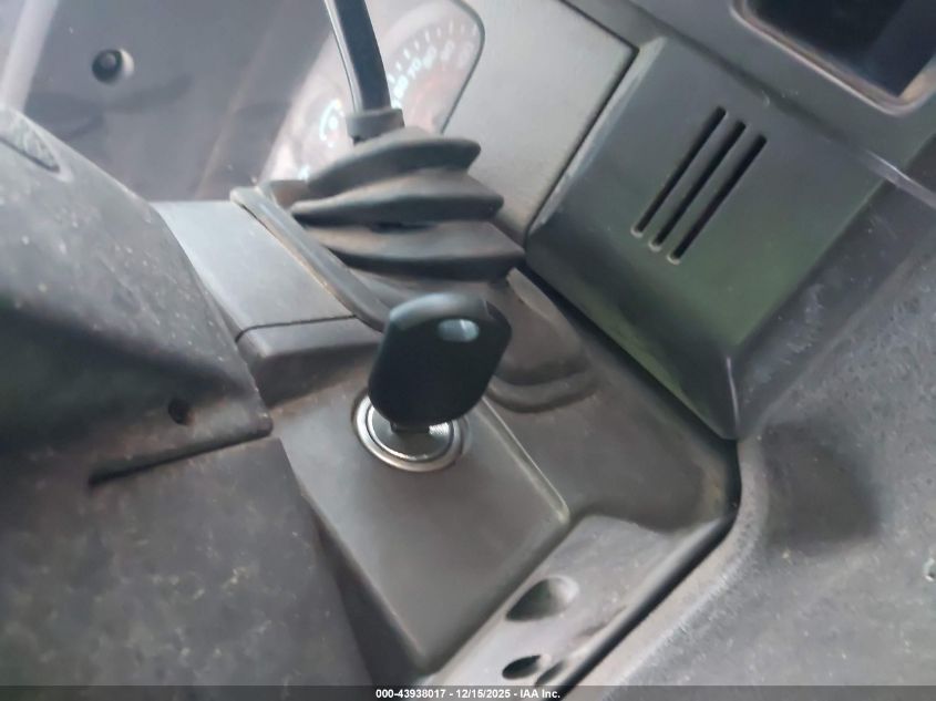 2010 Ford F-150 Stx/Xl/Xlt VIN: 1FTMF1CW8AKA59809 Lot: 43938017