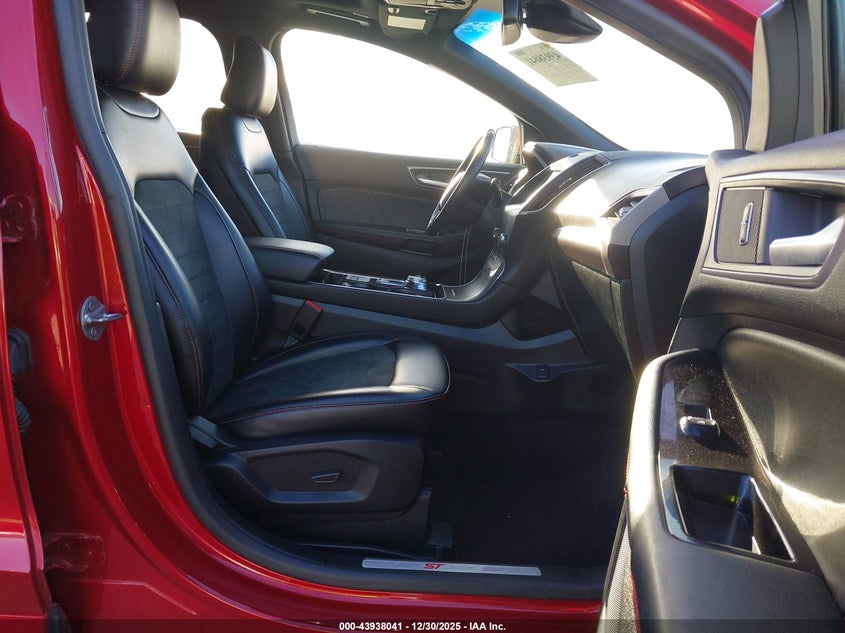 2020 Ford Edge St Line