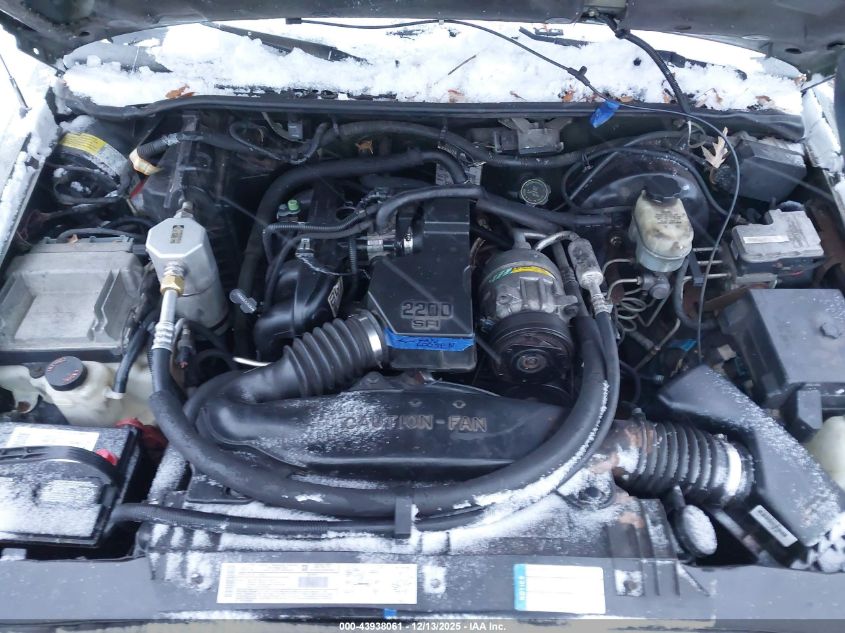 2001 Chevrolet S-10 Ls VIN: 1GCCS195318203902 Lot: 43938061