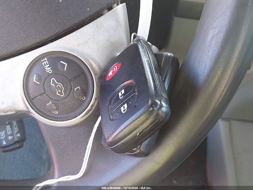 2015 Toyota Prius Two VIN: JTDKN3DU2F0416889 Lot: 43938066