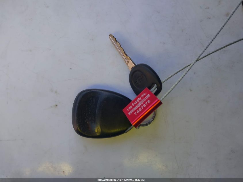 2003 GMC Yukon Slt VIN: 1GKEK13Z53J307554 Lot: 43938086