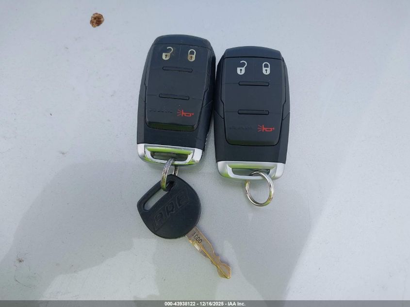 2020 Ram 2500 Tradesman 4X4 8' Box VIN: 3C6UR5HJ6LG276255 Lot: 43938122