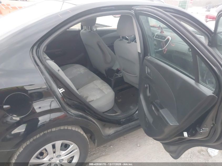 2018 Chevrolet Sonic Ls Auto VIN: 1G1JB5SH4J4121793 Lot: 43938178