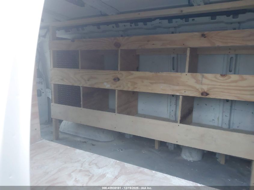 2019 Chevrolet Express 2500 Work Van VIN: 1GCWGAFP1K1354915 Lot: 43938181