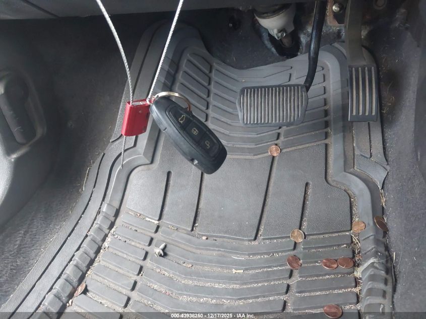 2012 Ford Focus Titanium VIN: 1FAHP3N2XCL266287 Lot: 43938250