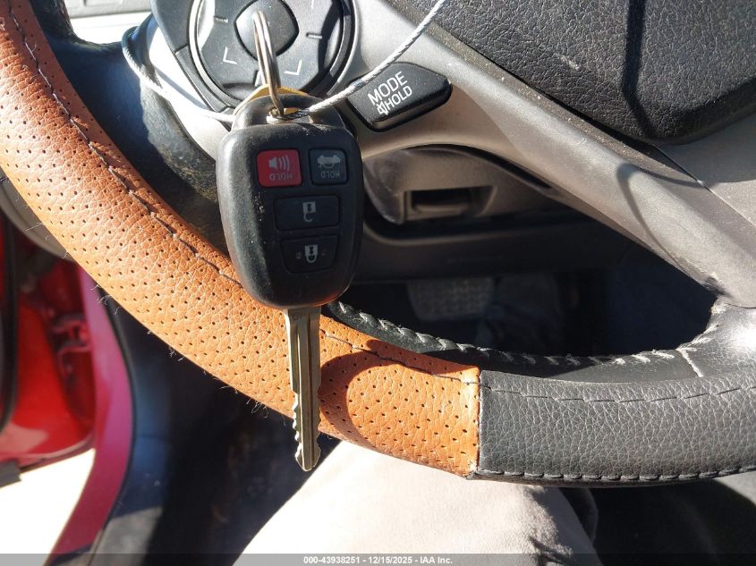 2014 Toyota Camry Se VIN: 4T1BF1FK2EU792055 Lot: 43938251