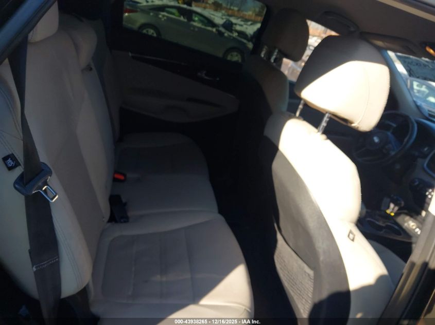 2017 Kia Sorento 3.3L Lx VIN: 5XYPGDA54HG227824 Lot: 43938265