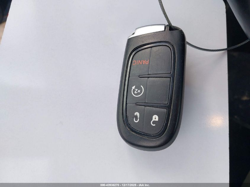 2020 Jeep Cherokee Trailhawk 4X4 VIN: 1C4PJMBN4LD642312 Lot: 43938270