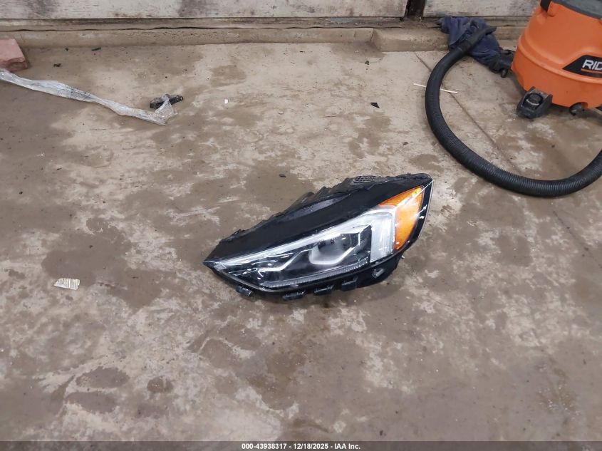 2022 Ford Edge Titanium VIN: 2FMPK4K92NBA62657 Lot: 43938317