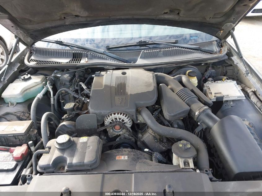 2005 Lincoln Town Car Signature L VIN: 1LNHM85W25Y654702 Lot: 43938344