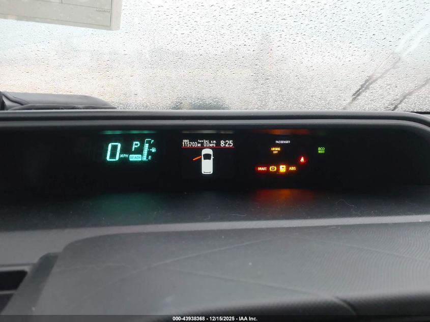 2013 Toyota Prius C One VIN: JTDKDTB39D1047565 Lot: 43938368