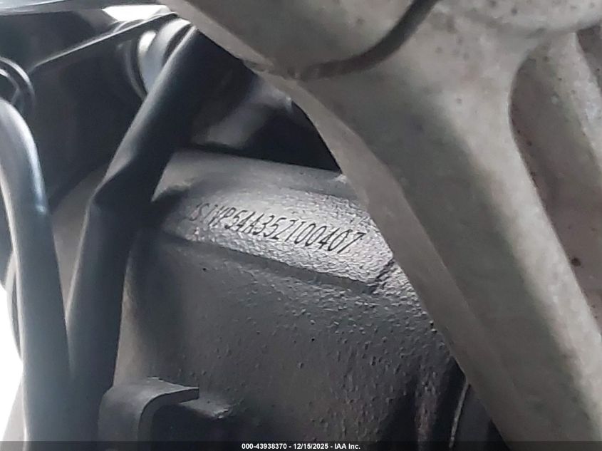 2005 Suzuki Dl650 K VIN: JS1VP54A352100407 Lot: 43938370