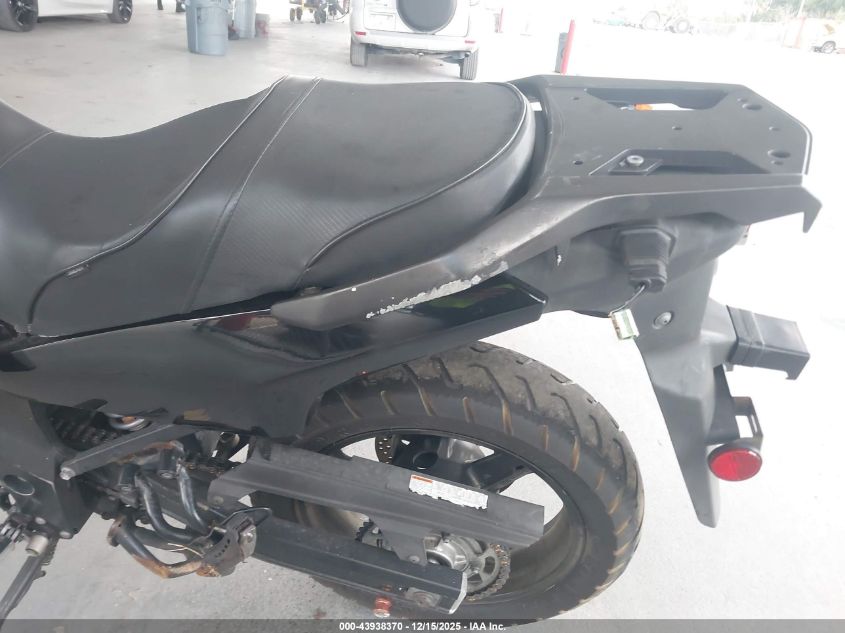 2005 Suzuki Dl650 K VIN: JS1VP54A352100407 Lot: 43938370