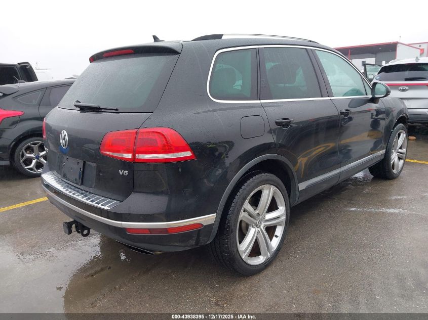 2017 Volkswagen Touareg V6 Executive VIN: WVGGF7BPXHD001396 Lot: 43938395