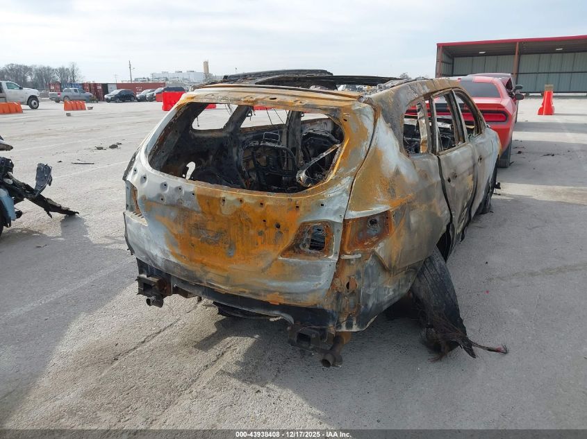 2017 Hyundai Santa Fe Limited Ultimate VIN: KM8SR4HF5HU179392 Lot: 43938408