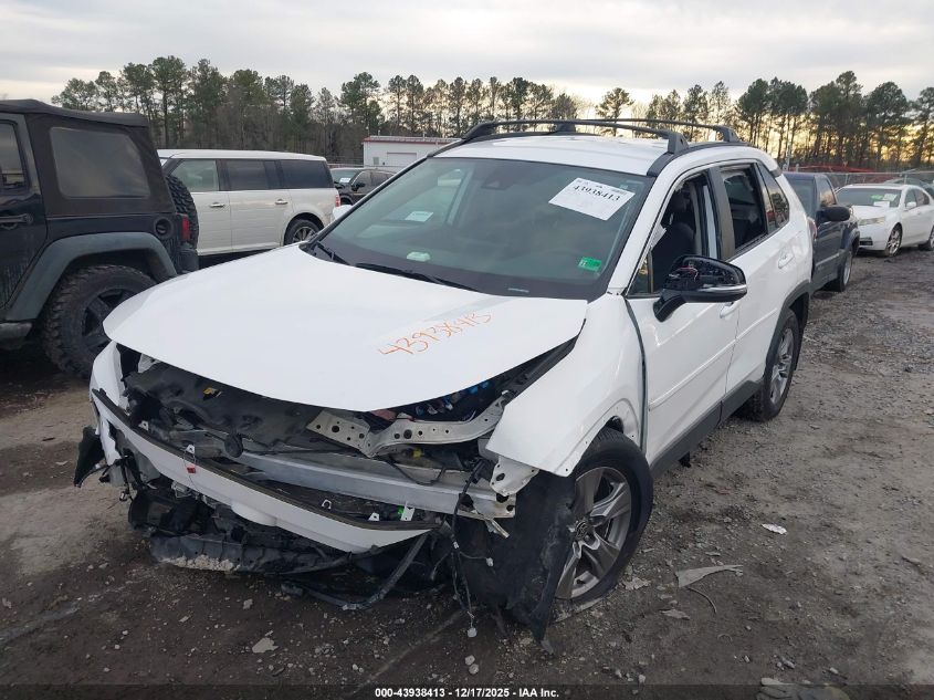 2023 Toyota Rav4 Xle VIN: 2T3P1RFV2PC390111 Lot: 43938413