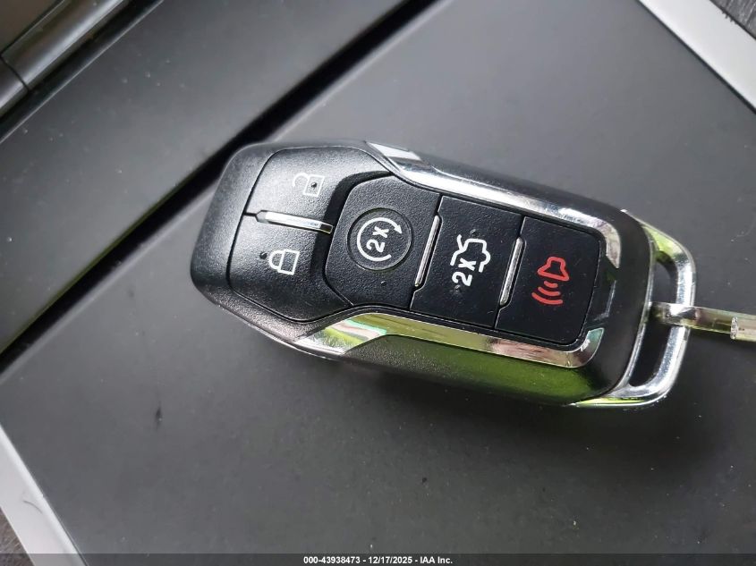 2017 Lincoln Mkx Select VIN: 2LMPJ8KR5HBL30703 Lot: 43938473