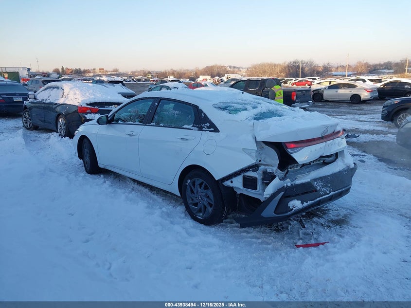 2024 Hyundai Elantra Sel