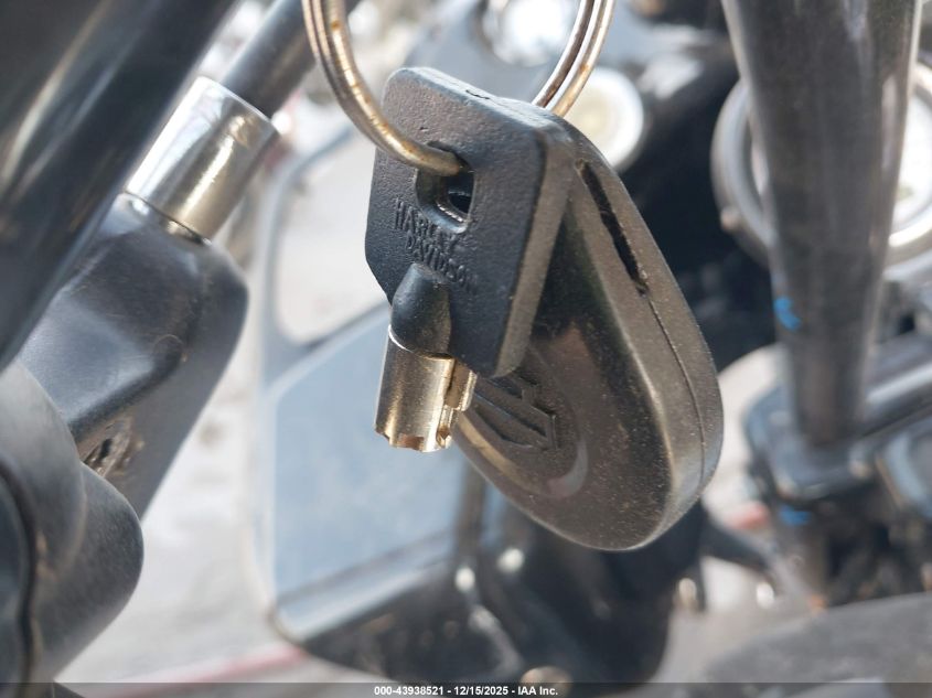 2011 Harley-Davidson Fltrx VIN: 1HD1KHM15BB637293 Lot: 43938521
