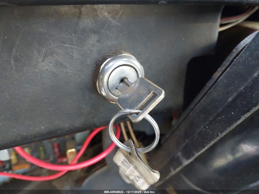 2001 International 4000 4700 VIN: 1HTSCAAM81H379097 Lot: 43938522