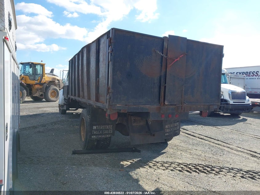 2001 International 4000 4700