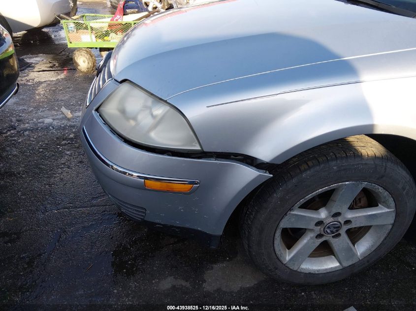 2004 Volkswagen Passat Glx VIN: WVWTH63B84P040927 Lot: 43938525