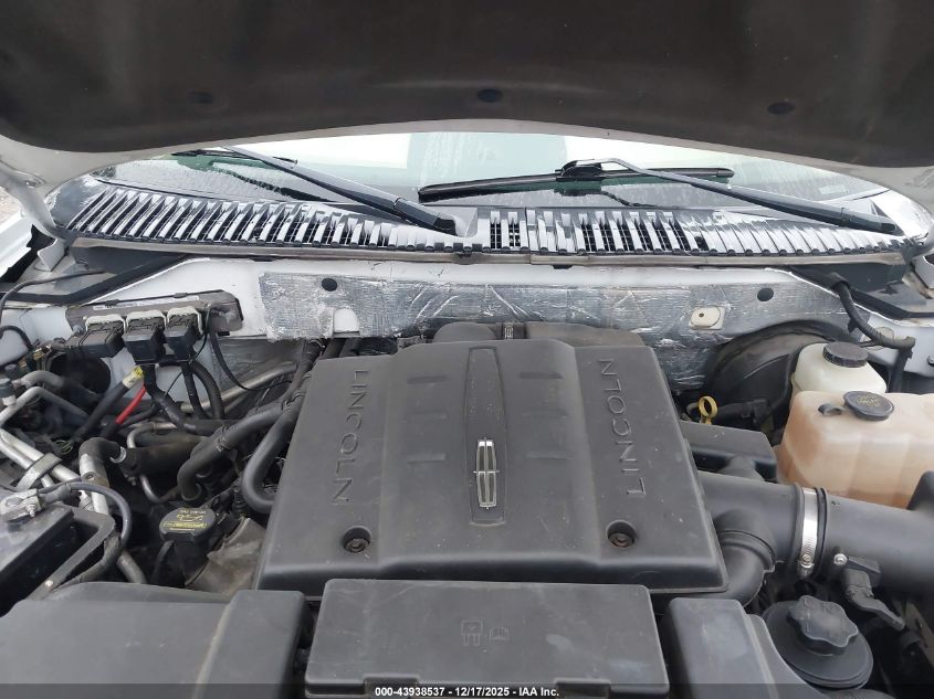 2010 Lincoln Navigator VIN: 5LMJJ2H53AEJ09868 Lot: 43938537