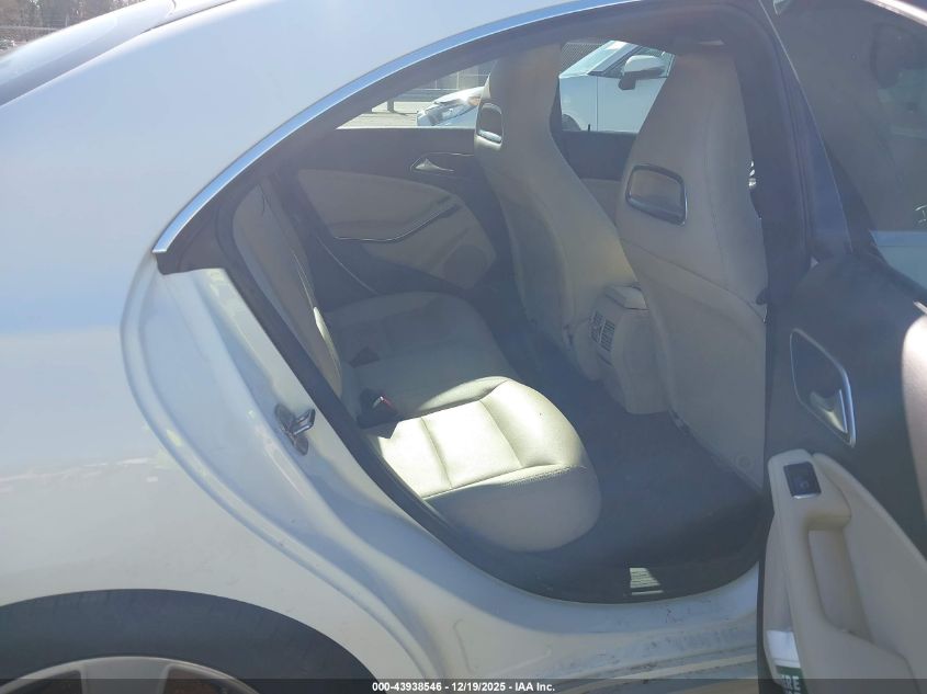 2019 Mercedes-Benz Cla 250 VIN: WDDSJ4EB8KN772233 Lot: 43938546