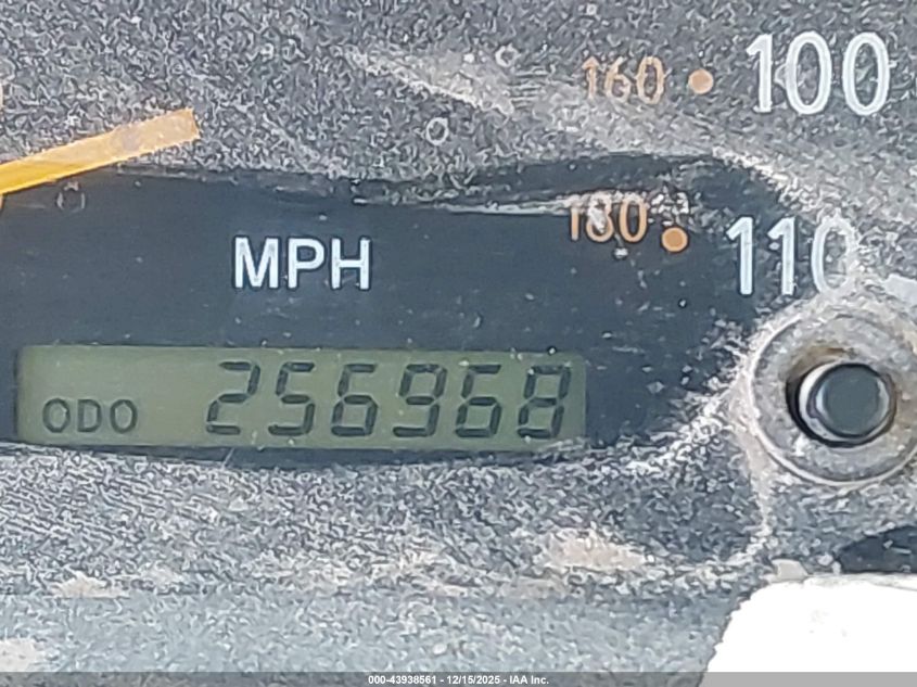 2000 Toyota Tundra Sr5 V8 VIN: 5TBRT3418YS001269 Lot: 43938561