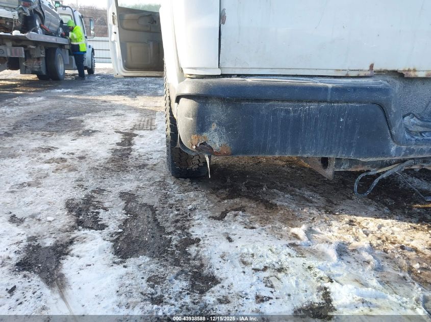 2003 Chevrolet Express VIN: 1GCHG39U931130315 Lot: 43938588