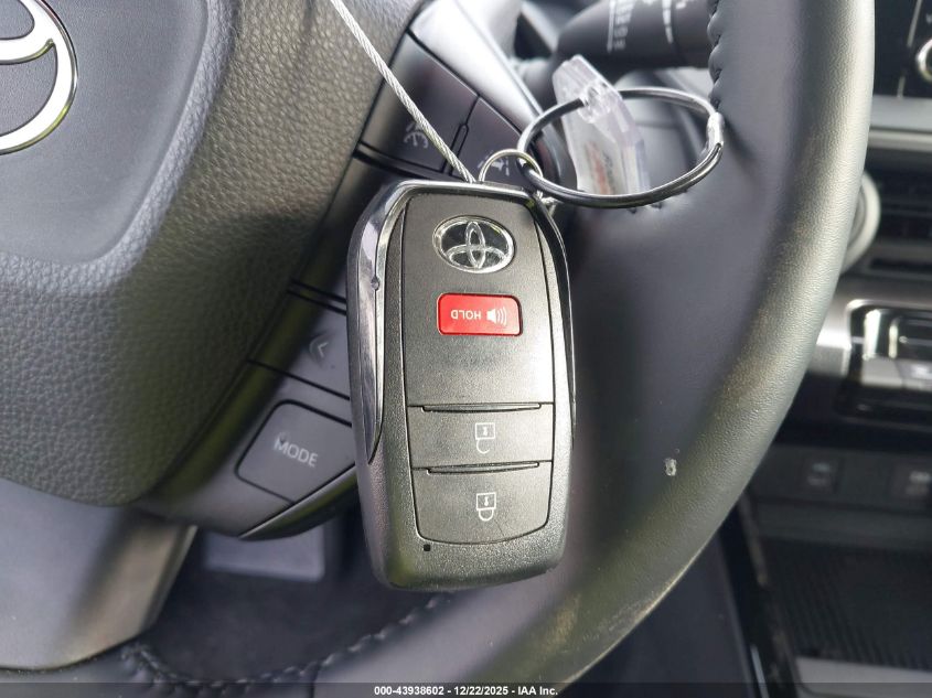 2025 Toyota Prius Le VIN: JTDACAAU3S3054560 Lot: 43938602