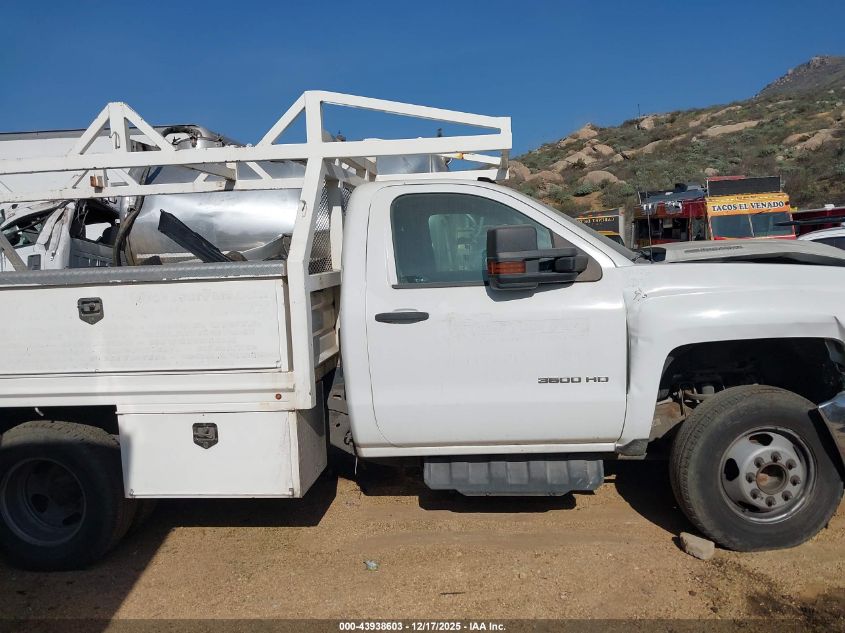 2018 Chevrolet Silverado 3500Hd Chassis Wt VIN: 1GB3CYCY9JF196303 Lot: 43938603