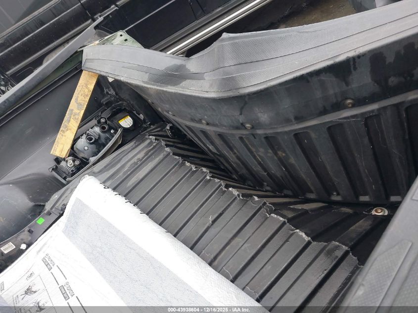 2021 Toyota Tacoma Trd Off-Road VIN: 3TMAZ5CN7MM145165 Lot: 43938604