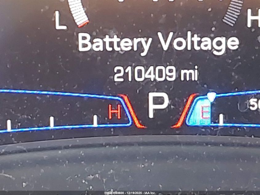 2015 Chrysler 300 Limited VIN: 2C3CCAAGXFH815501 Lot: 43938608