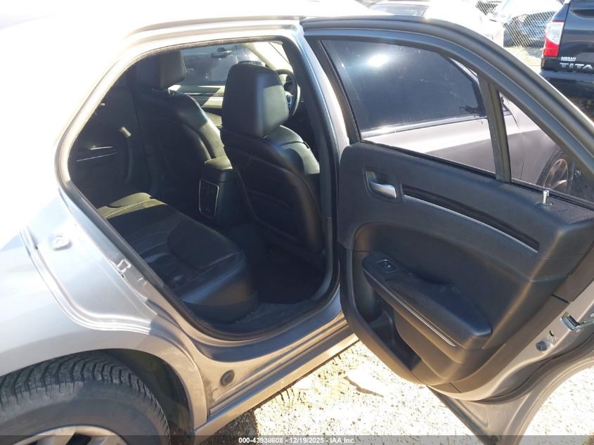 2015 Chrysler 300 Limited VIN: 2C3CCAAGXFH815501 Lot: 43938608