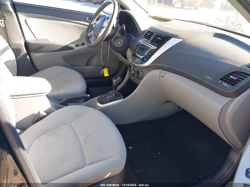 2014 Hyundai Accent Se